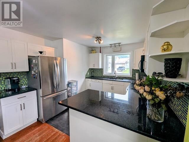 Property Photo:  9 Ingall Dr  ON P8N 3E4 