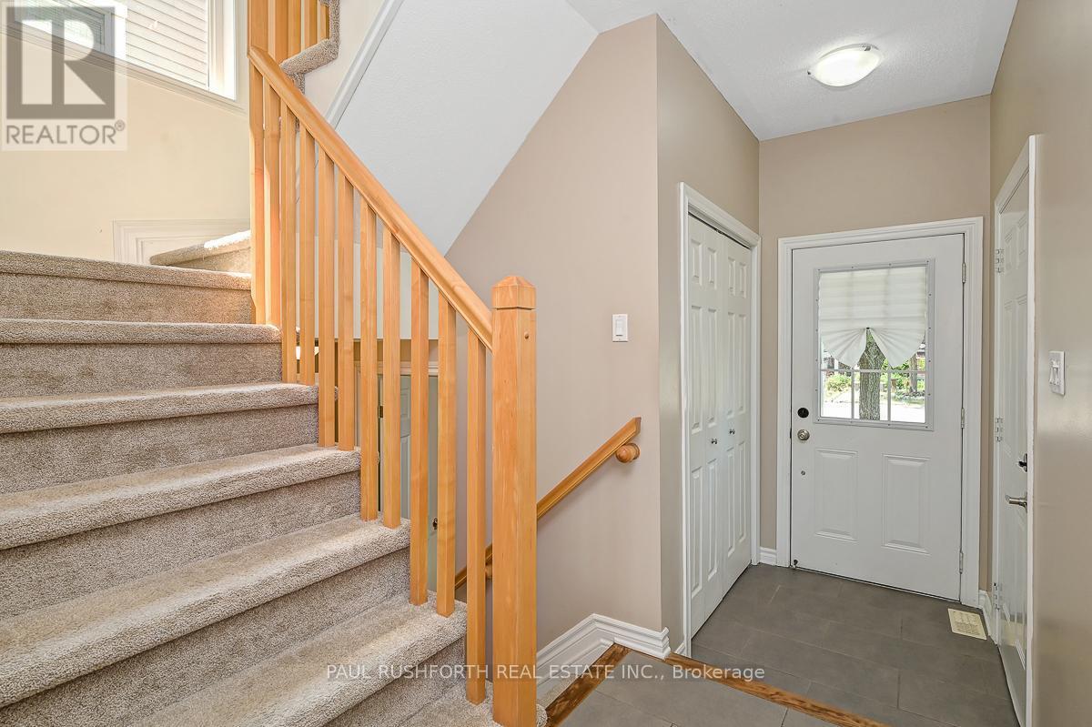 Property Photo:  1601 Haydon Circle  ON K2J 0K5 