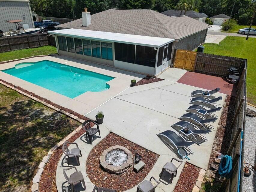Property Photo: 3147 Hickory Street FL 32566