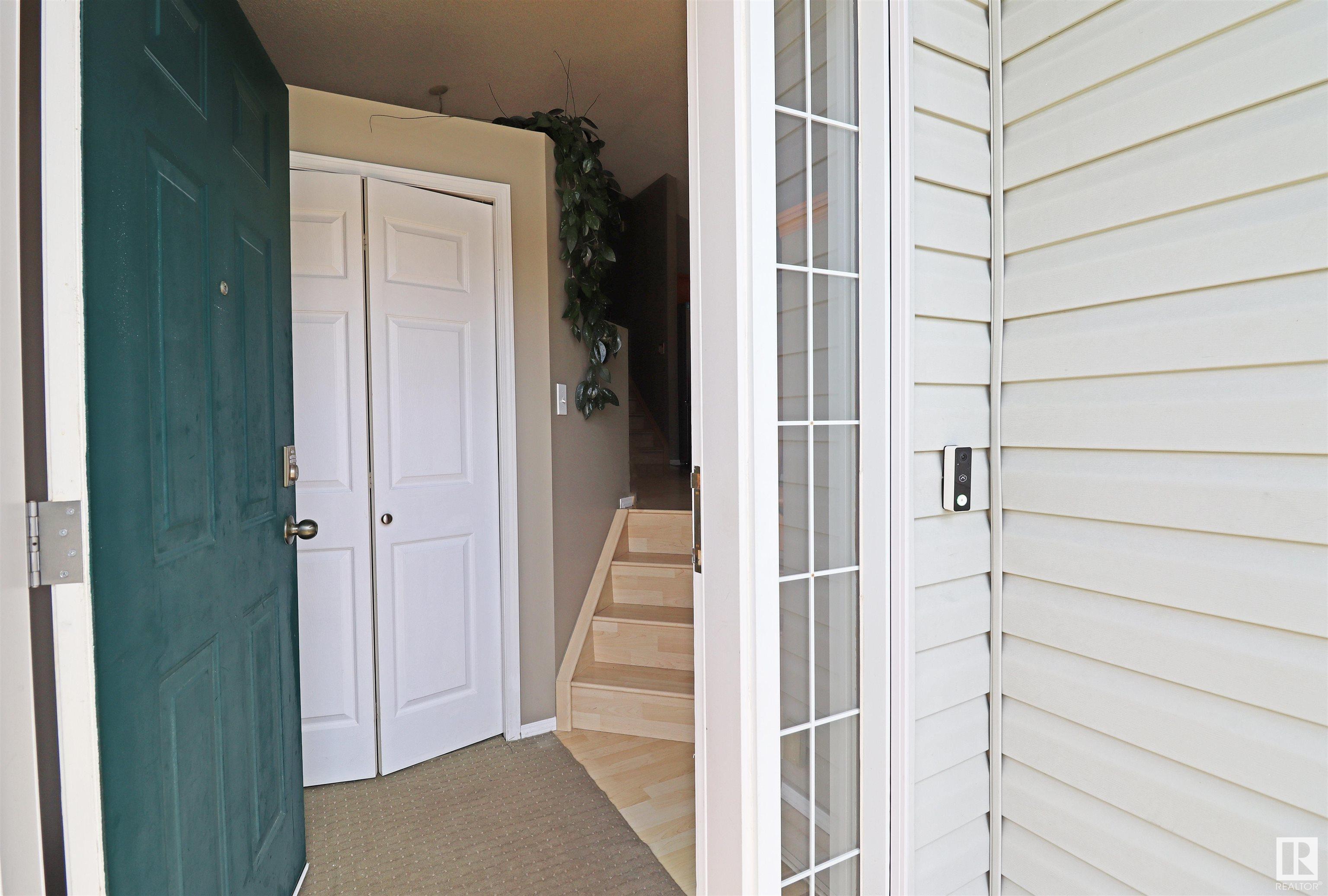 Photo de la propriété:  1778 Turvey Bend NW  AB T6R 2W6 