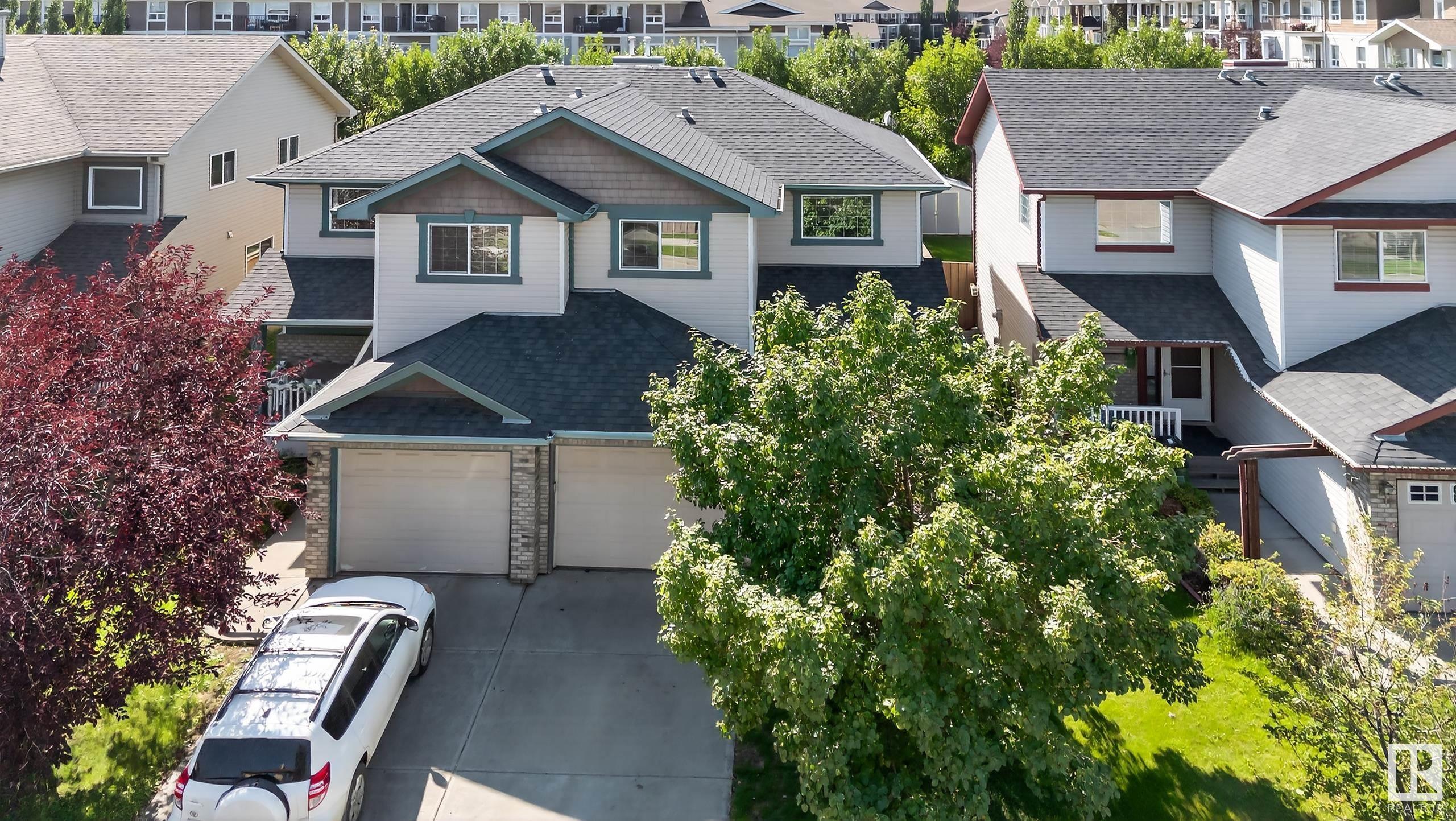 Photo de la propriété:  9135 Scott Crescent NW  AB T6R 0E5 