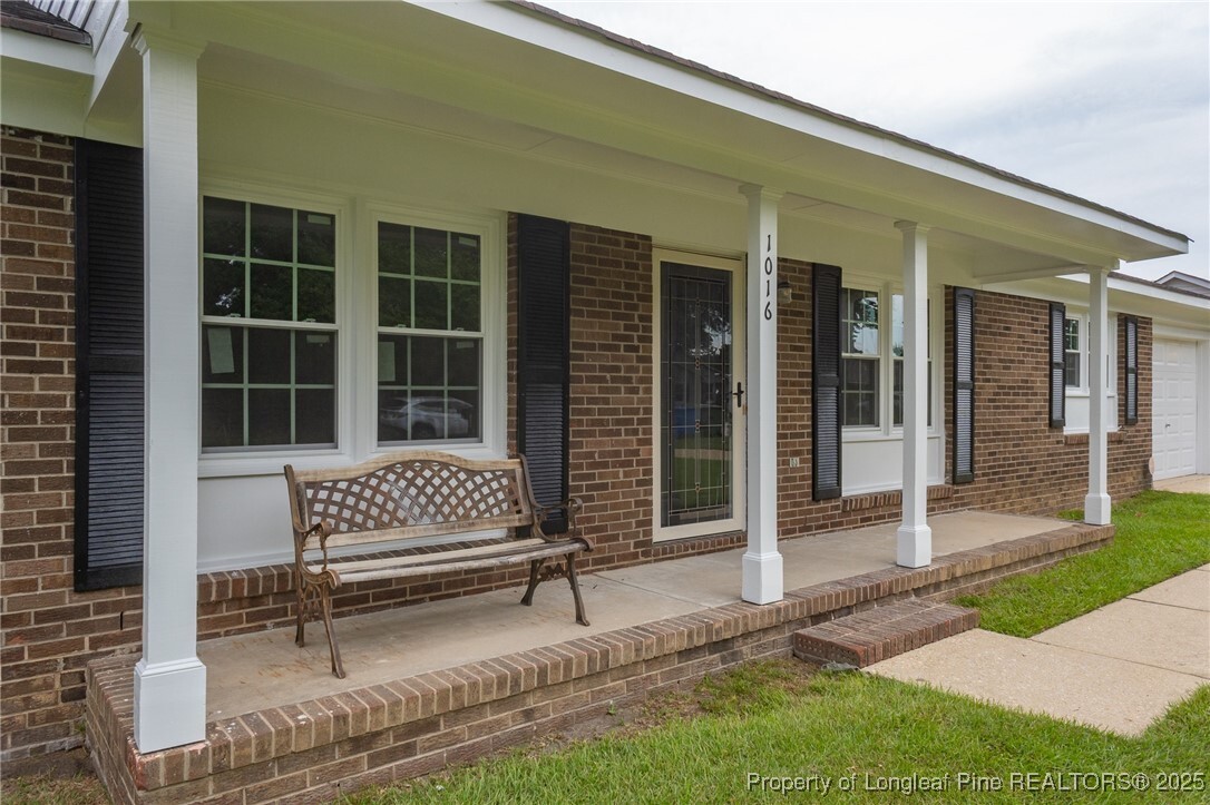 Property Photo:  1016 Oakstone Drive  NC 28314 