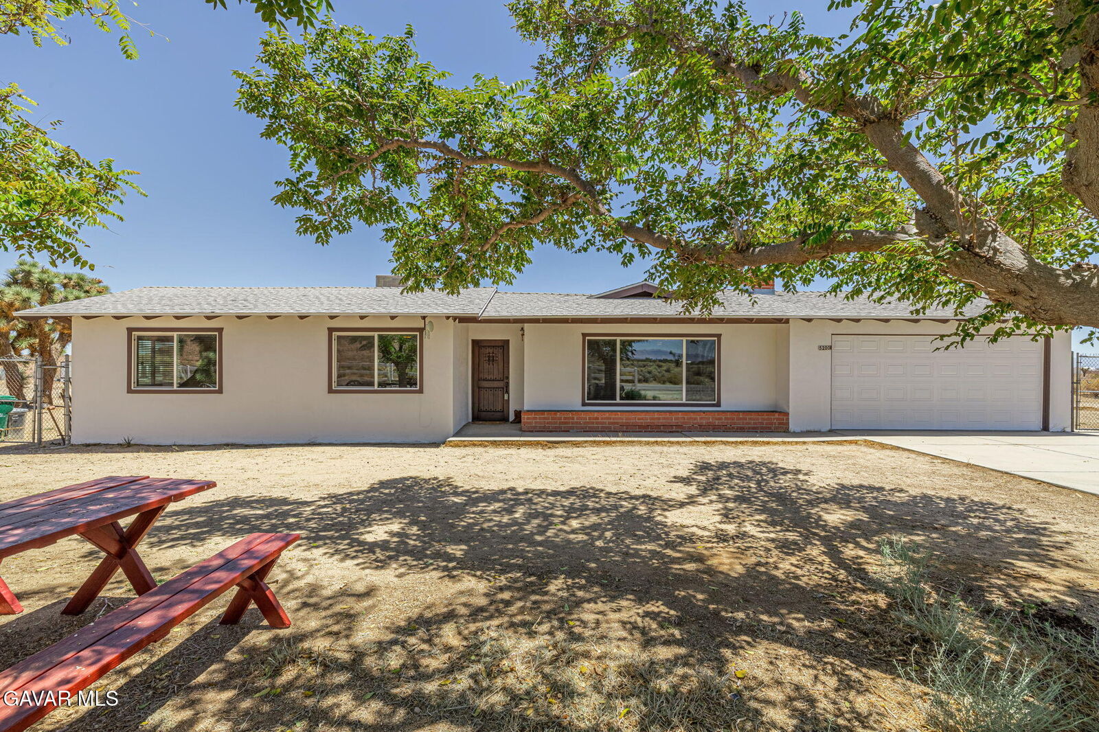 Property Photo:  5200 Mojave-Tropico Road  CA 93560 