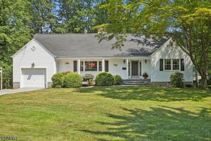 16 Highland Ter  Wayne Twp. NJ 07470 photo