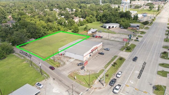 Property Photo:  3125 Martin  TX 77630 