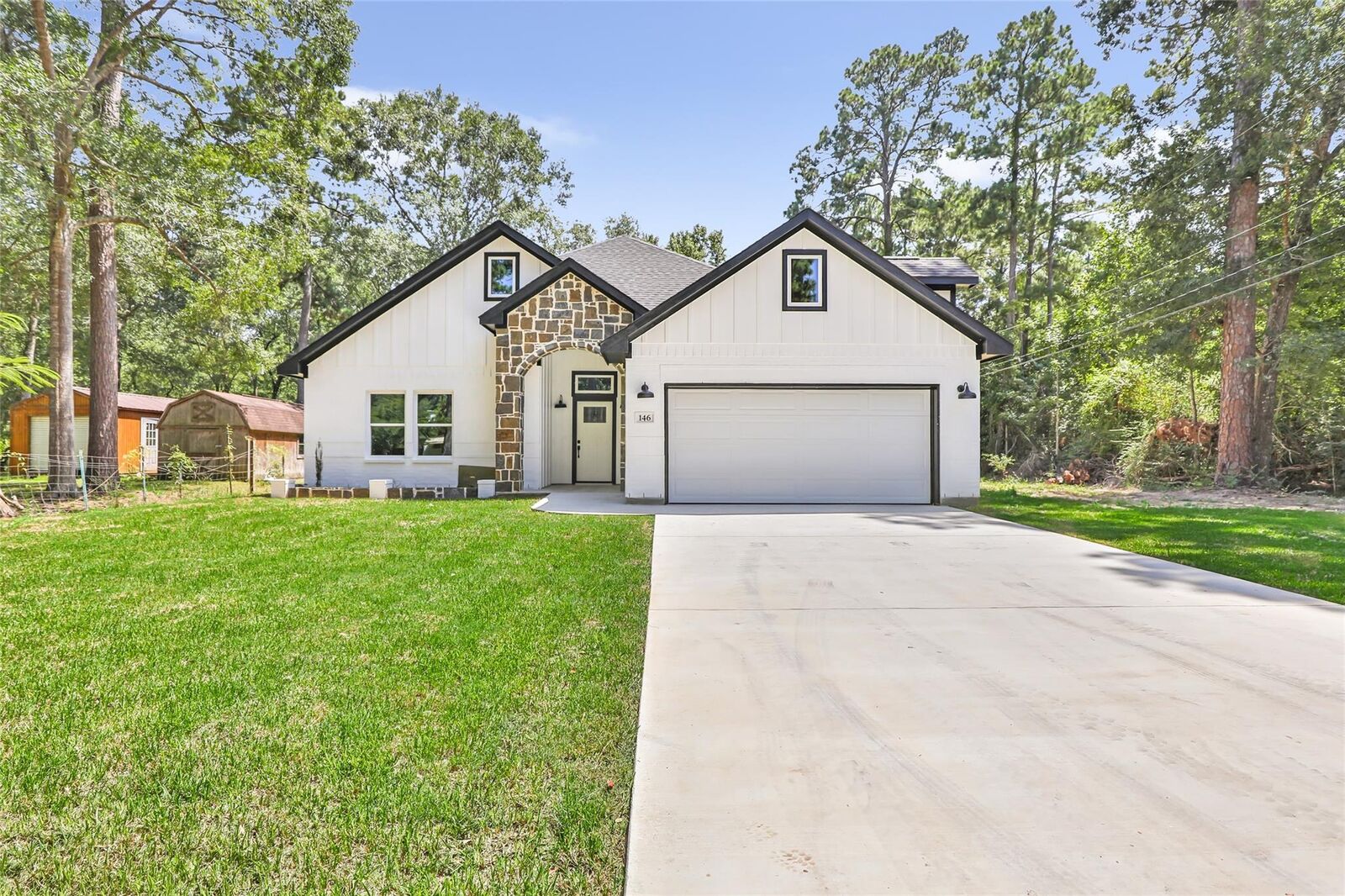 Property Photo:  146 Linden Lane  TX 77575 