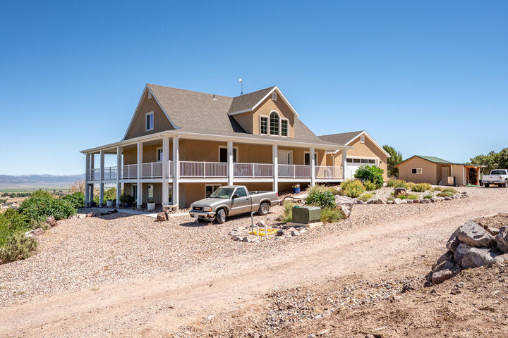 Property Photo: 1521 W 950 S UT 84761