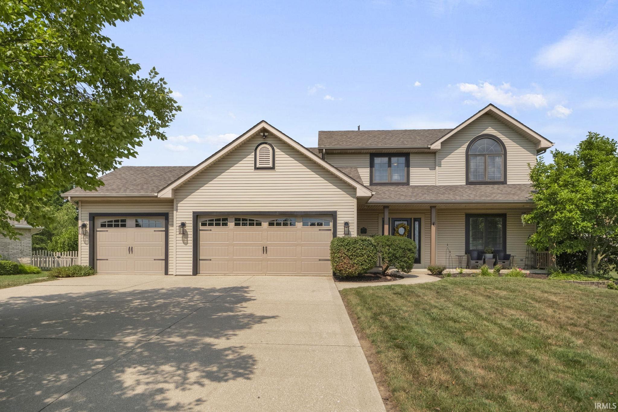 Property Photo: 11028 Oak Briar Court IN 46845