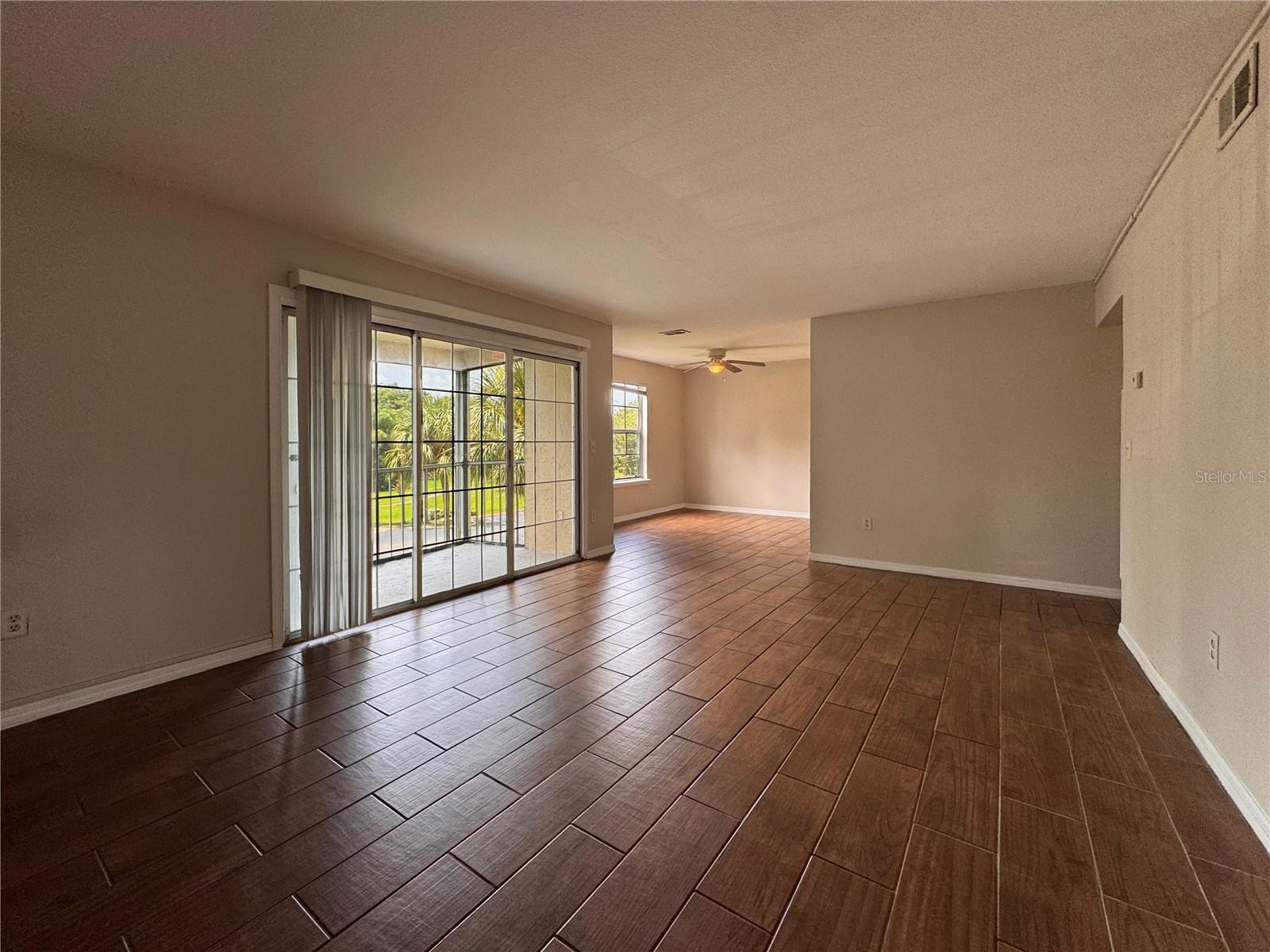 Property Photo: 4096 Dijon Drive 4096 FL 32808