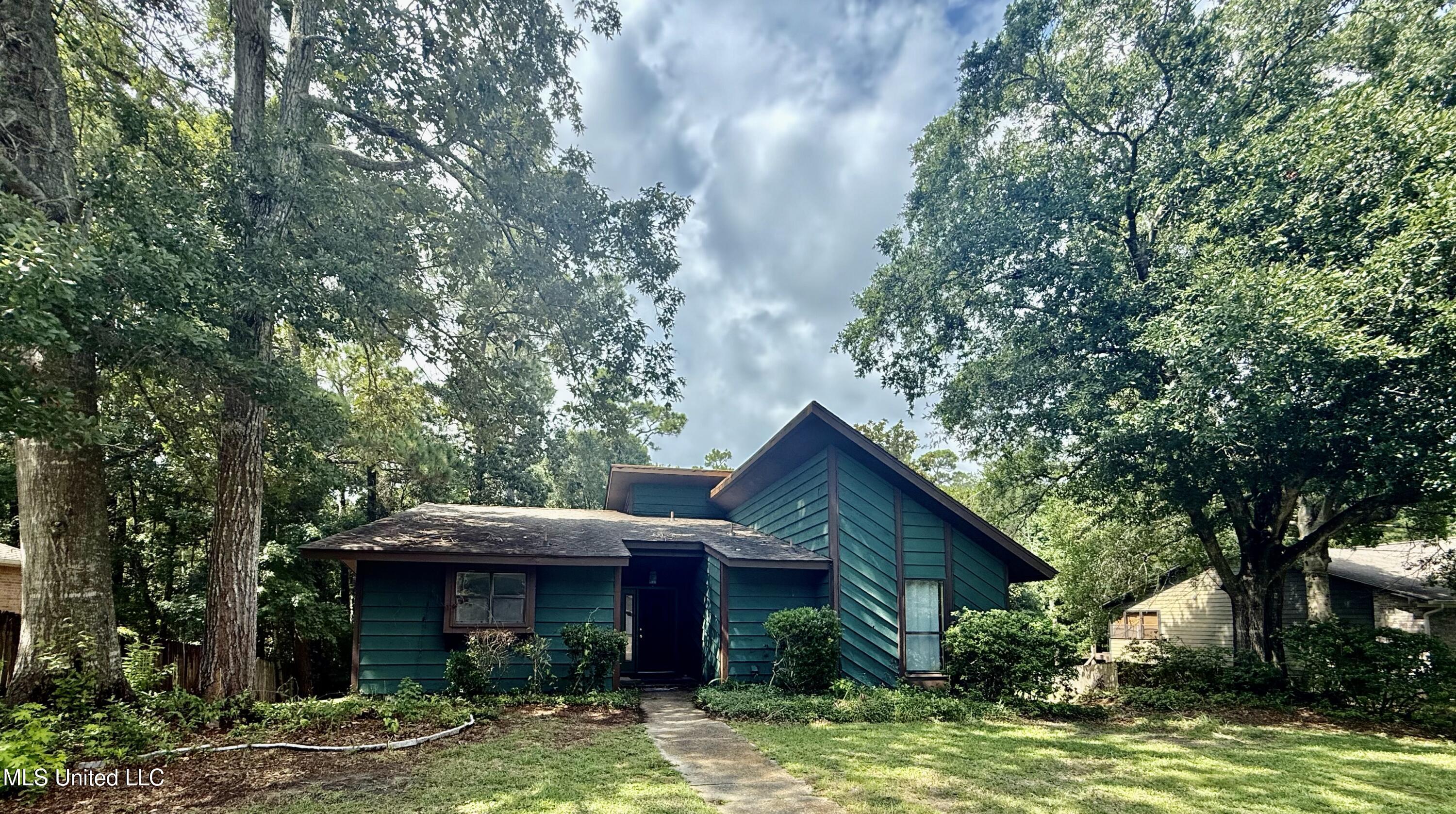 Property Photo: 140 Booth Circle MS 39564
