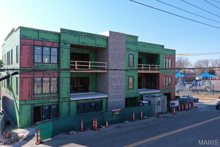 Property Photo:  144 W Adams Avenue 2W  MO 63122 