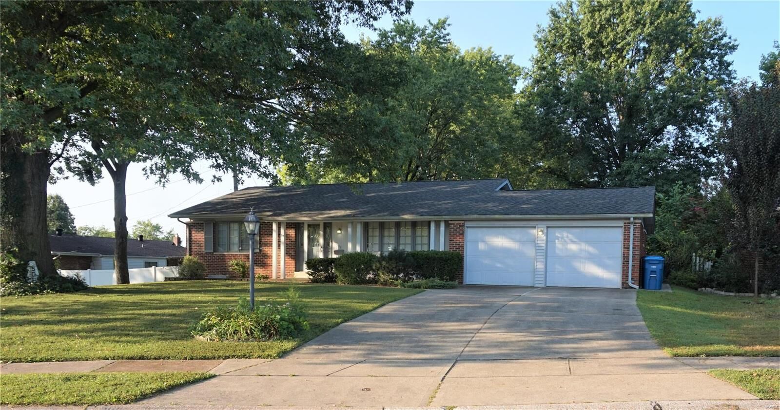 Property Photo:  508 Walworth Drive  MO 63125 