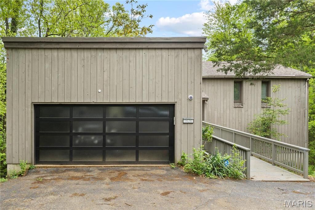 Property Photo:  1626 Viola Drive  MO 63052 
