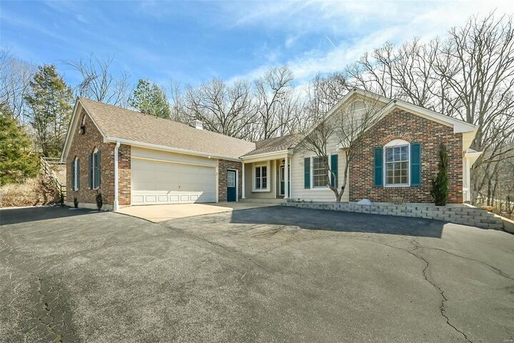 4060 Leeann Lane  Pacific MO 63069 photo