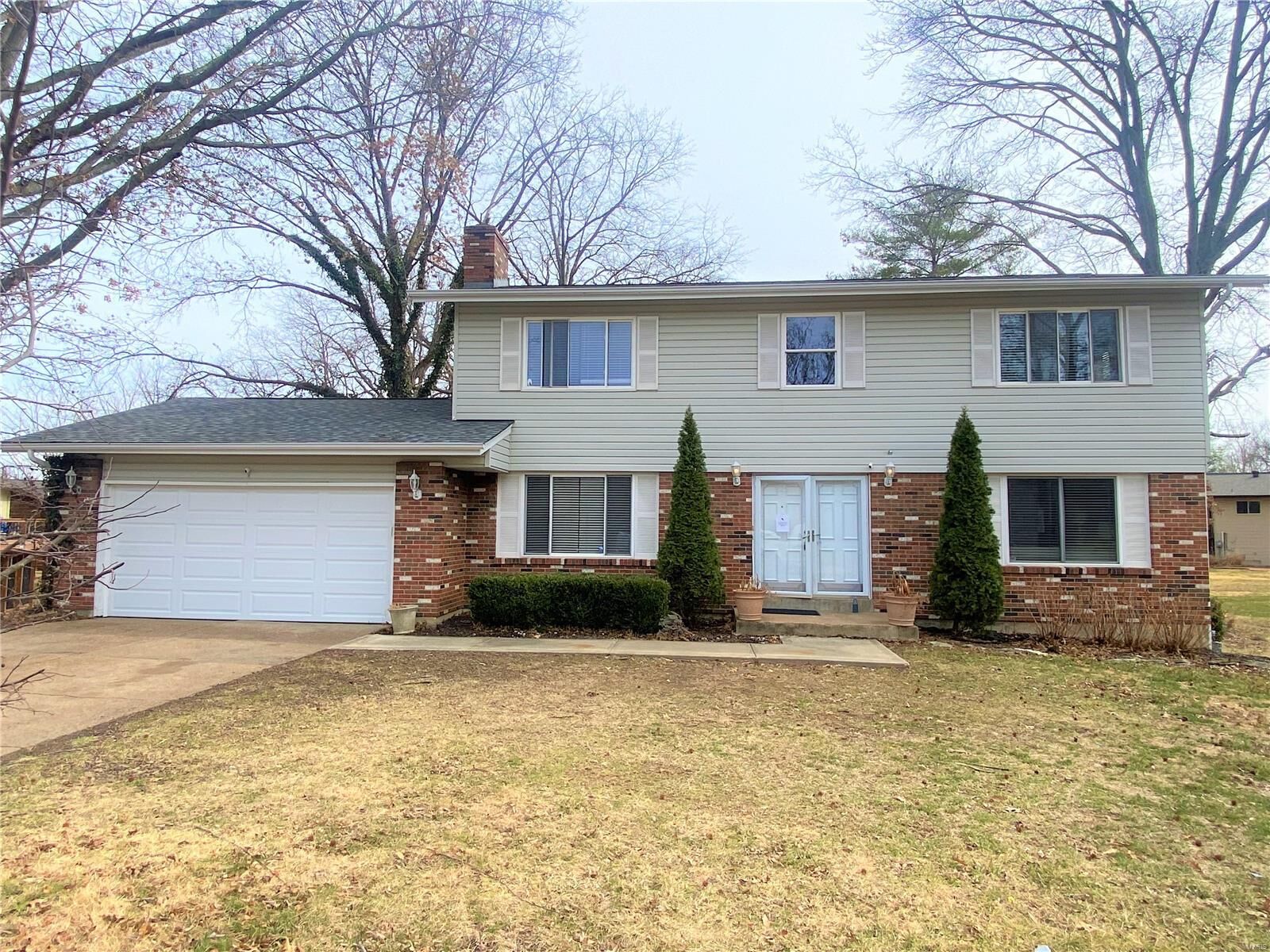 Property Photo:  1 Rheims Ct  MO 63367 