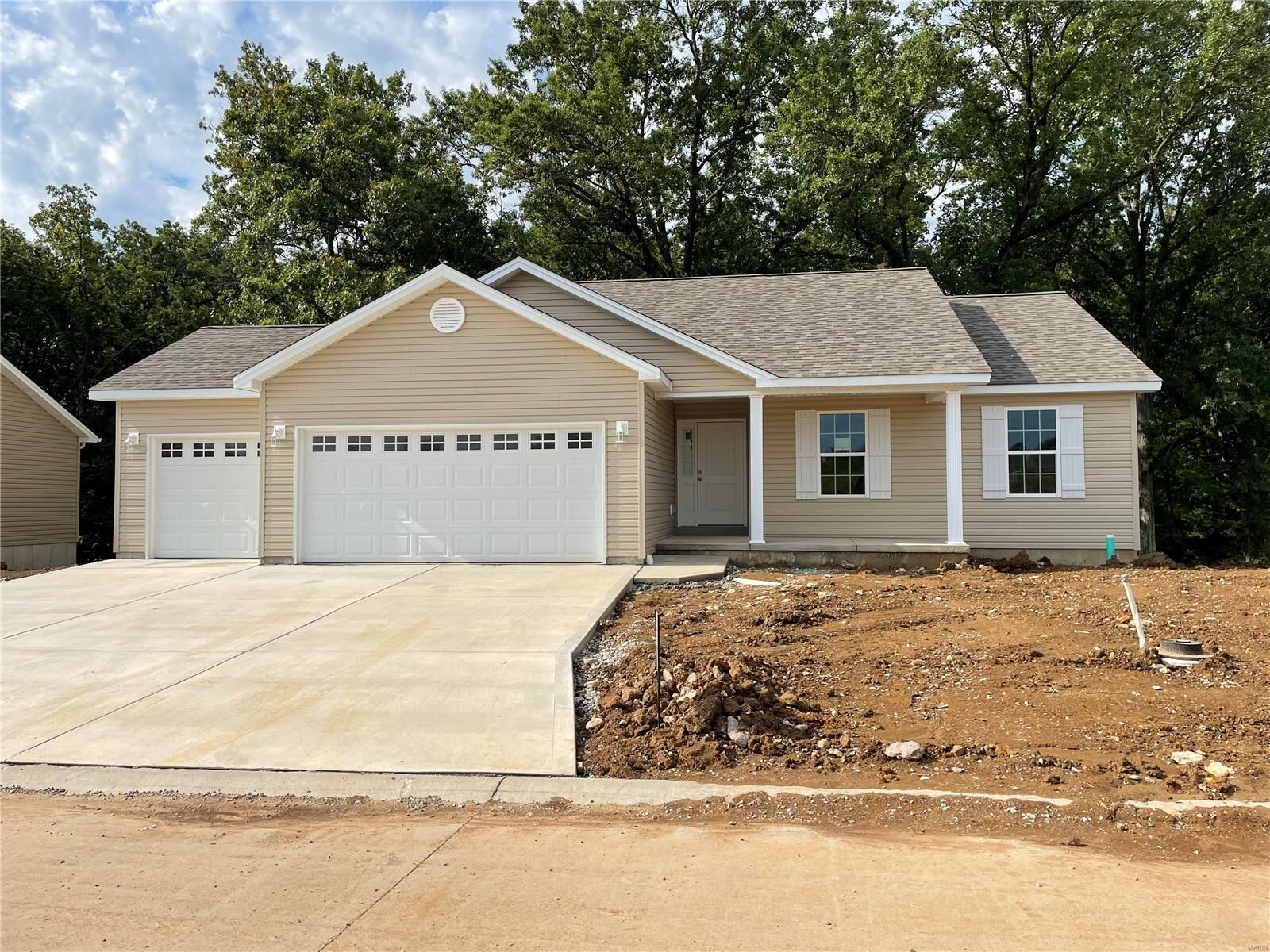 Property Photo:  120 Colton Jesse Drive  MO 63389 