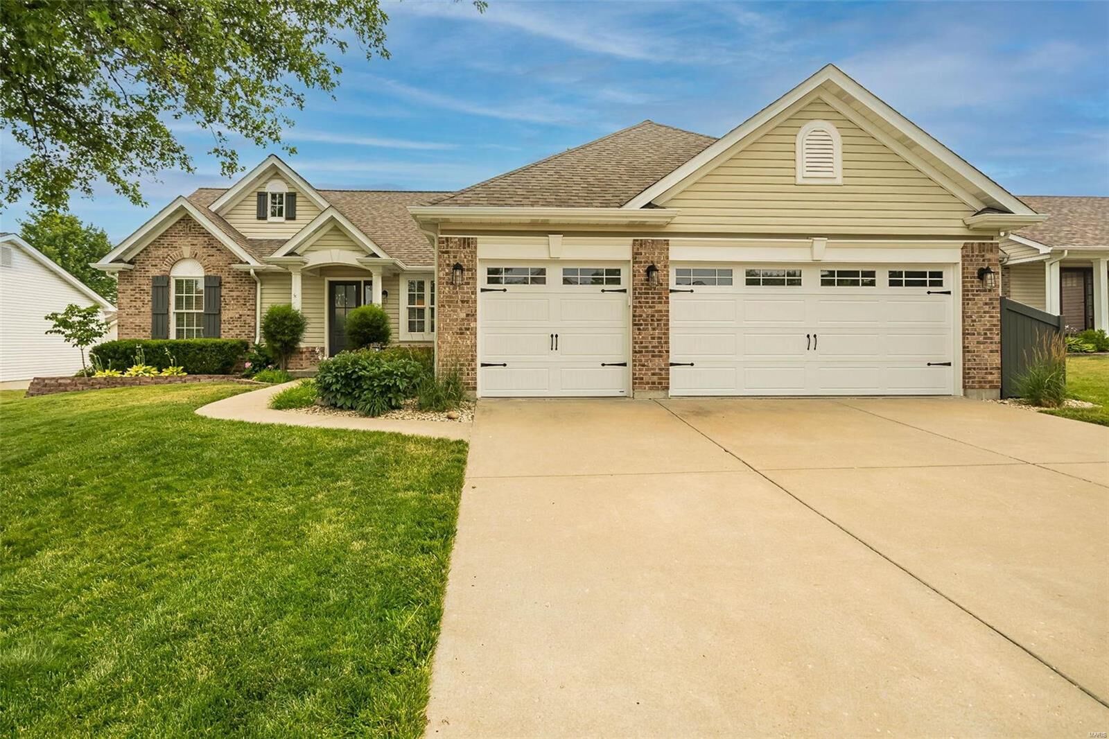 Property Photo:  4 Dandridge Court  MO 63376 