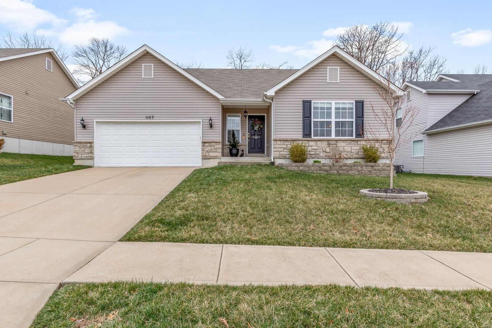 Property Photo: 1157 Foxwood Estates Drive MO 63010
