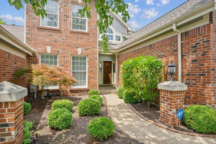 327 Woods Mill Terrace Lane  Chesterfield MO 63017 photo