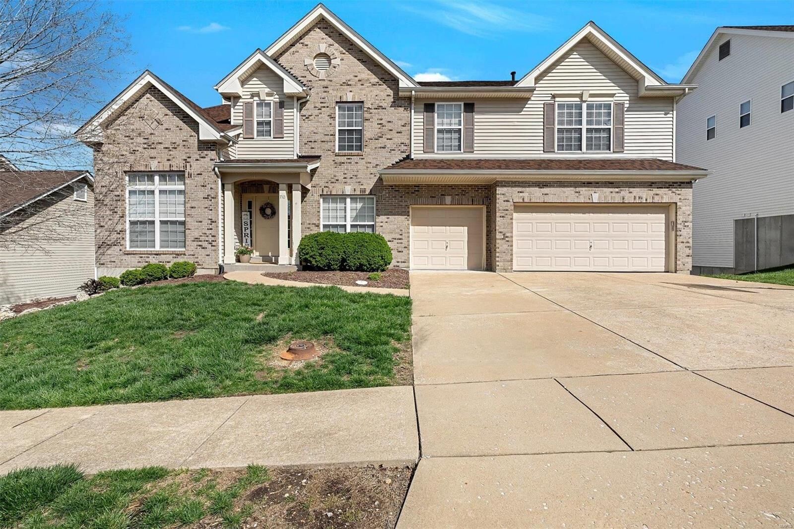 Property Photo: 710 Grand View Ridge Court MO 63025