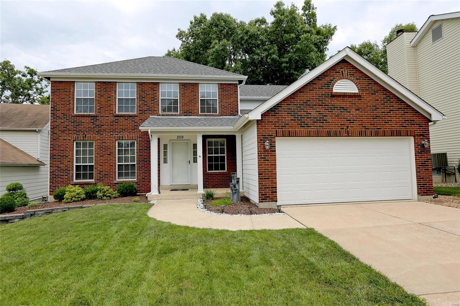Property Photo: 309 Oak Top Court MO 63021