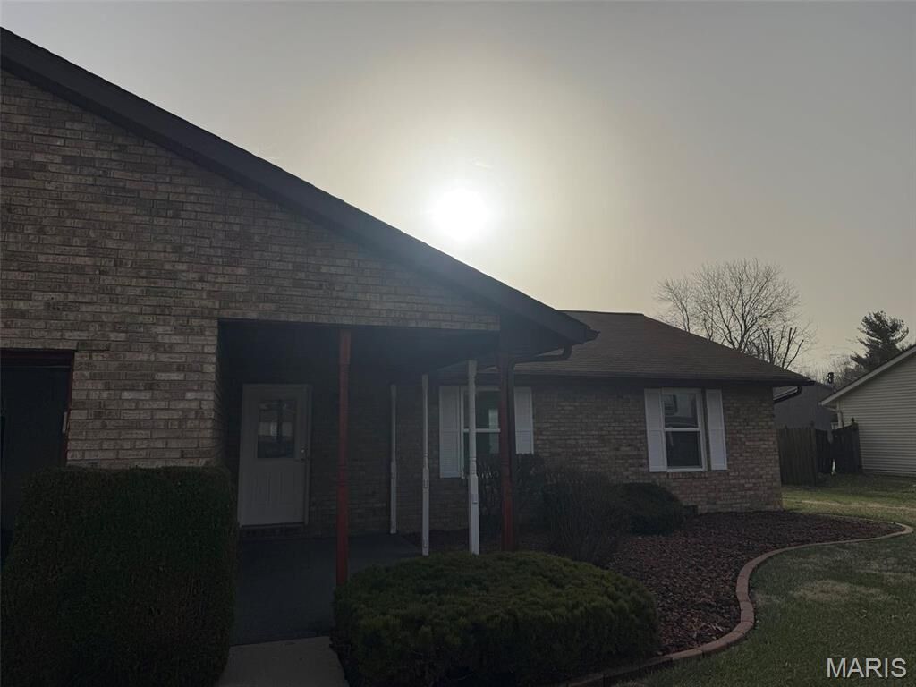 Property Photo: 710 Gleeson Lane IL 62221