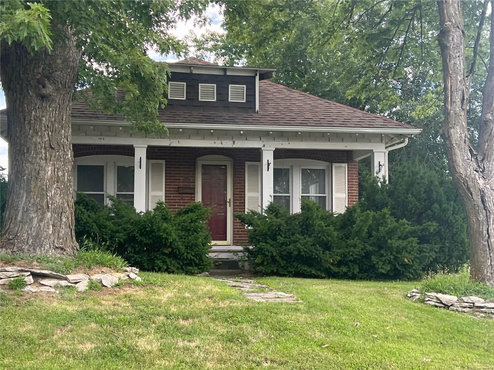 Property Photo:  700 Country Club Drive  MO 63401