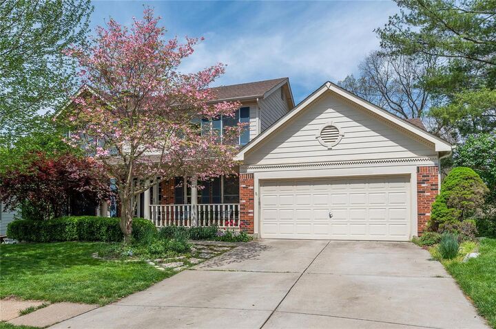 12909 Walnutway Terrace  St Louis MO 63146 photo