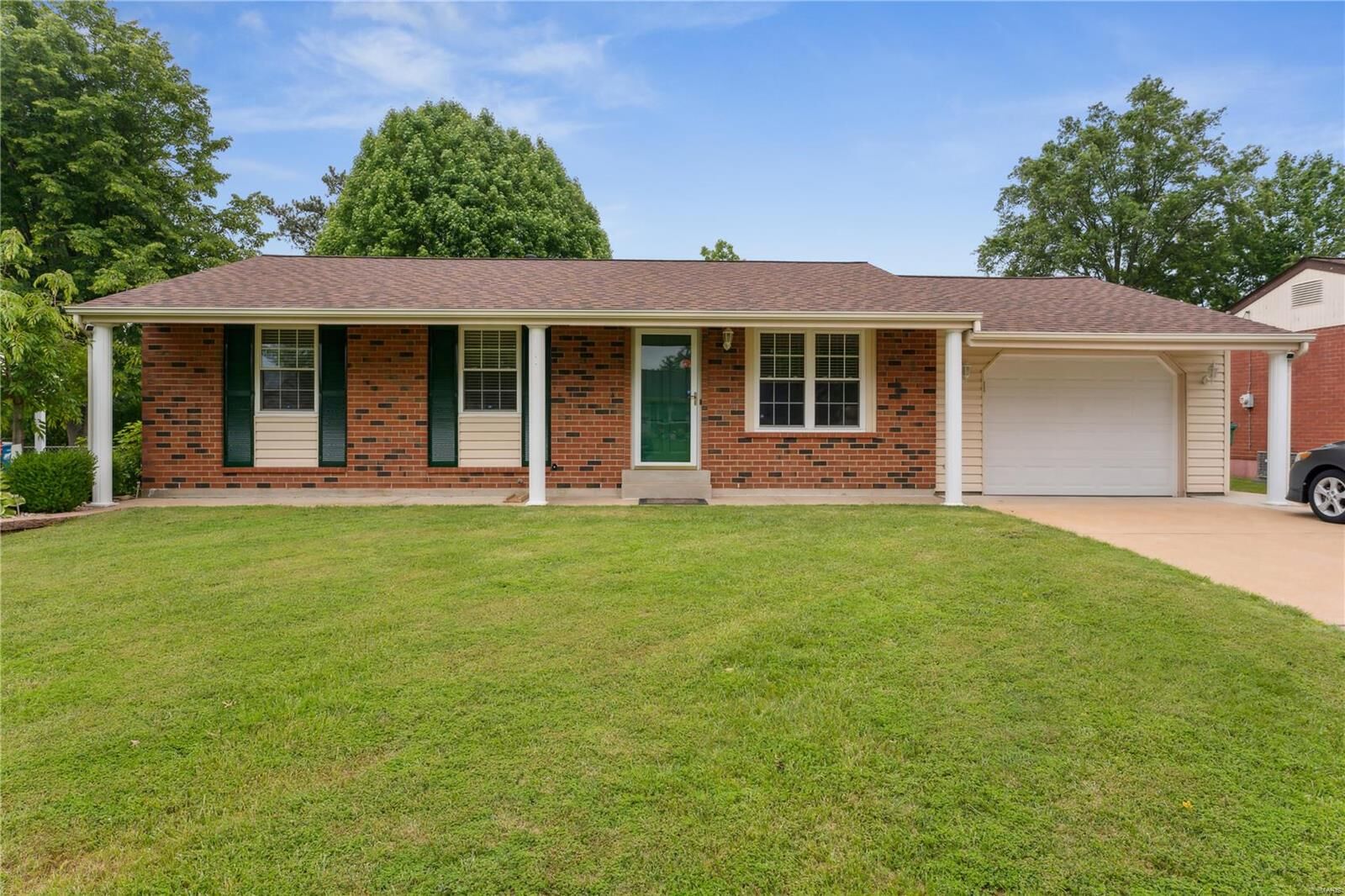 Property Photo: 5310 Morningdale Place MO 63128