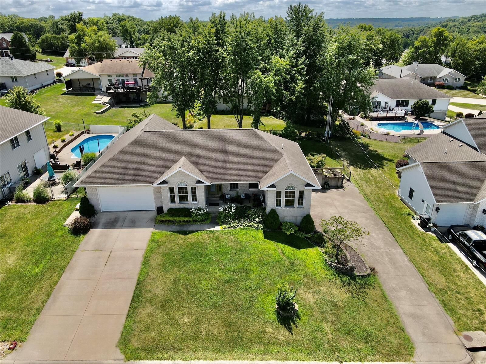 Property Photo: 22 Amaryllis Lane MO 63401