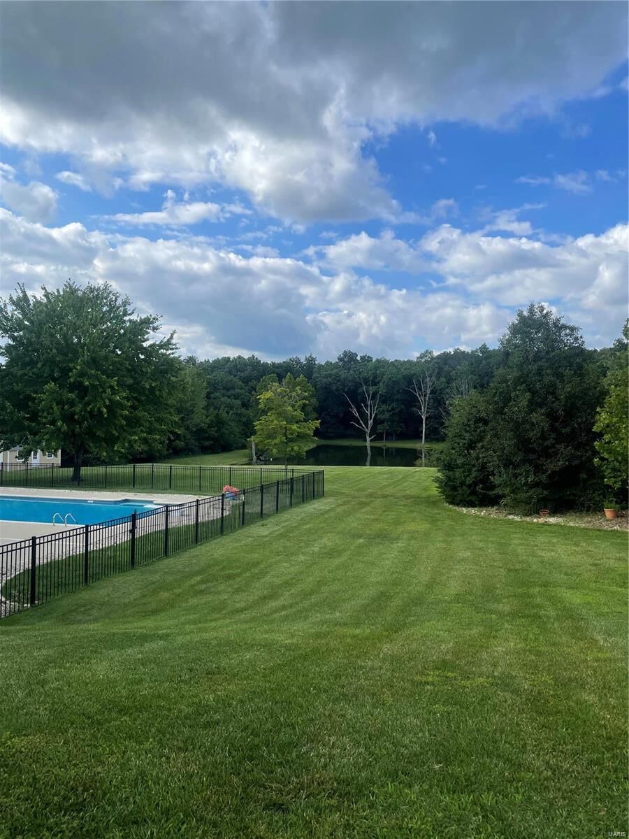 Property Photo: 101 Lakeshore Drive MO 63348