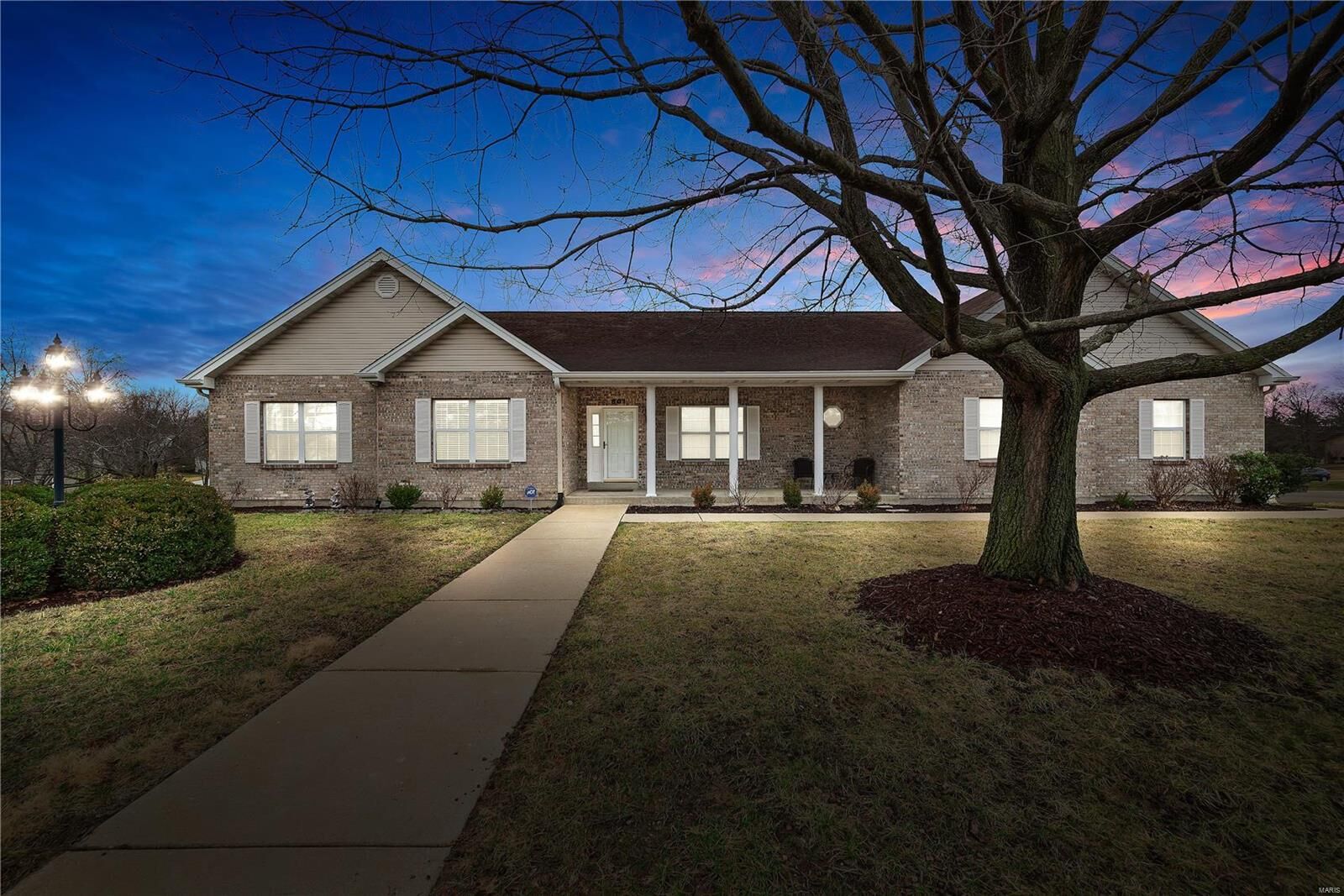 Property Photo:  801 Fox Trail  MO 63367 