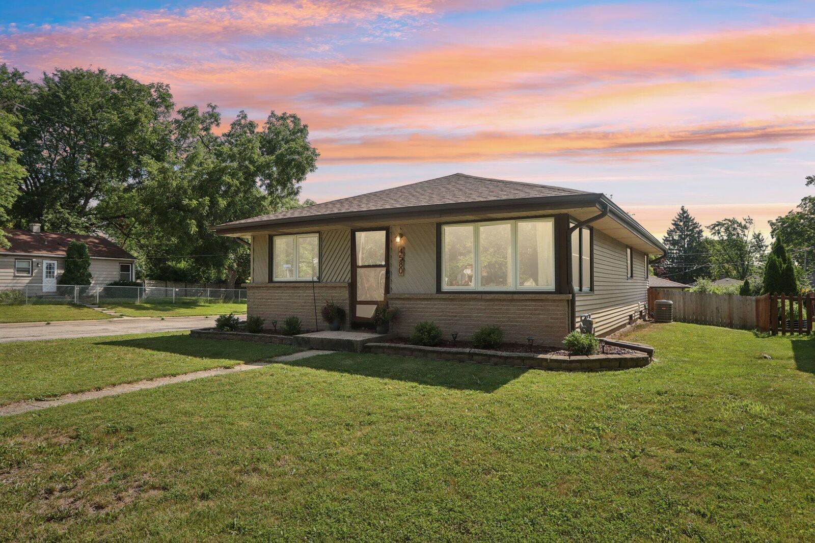 Property Photo:  4580 N 101st St  WI 53225 
