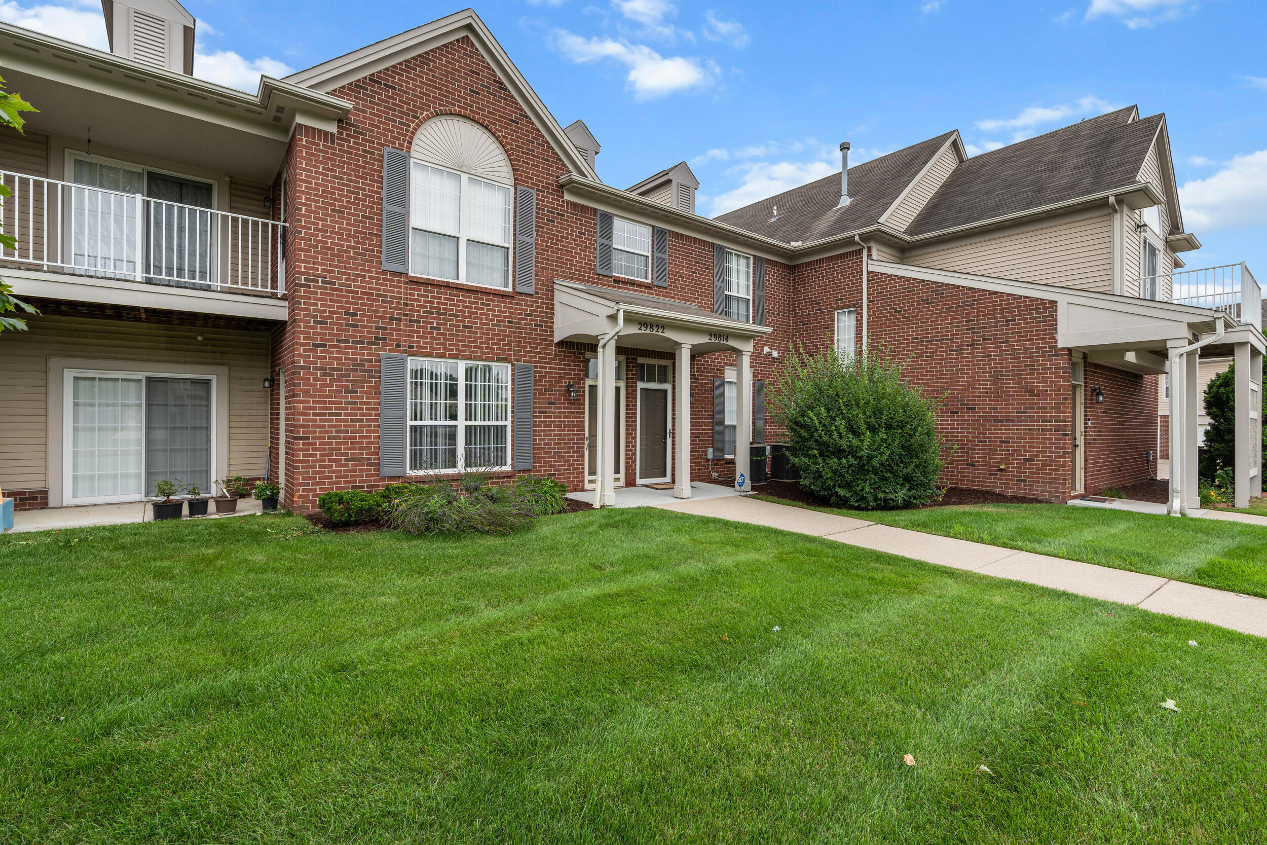 Property Photo:  29822 Heritage Parkway  MI 48092 