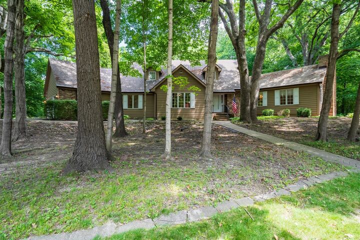 14 Bent Tree Lane  Towanda IL 61776 photo