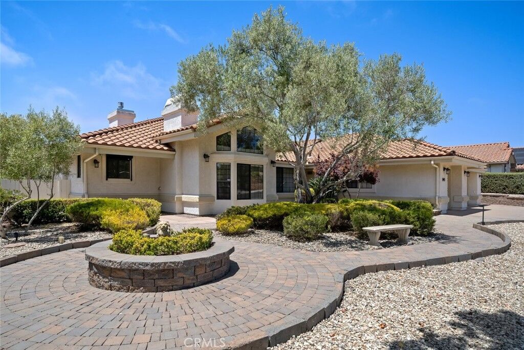 Property Photo:  840 Via Bandolero  CA 93420 