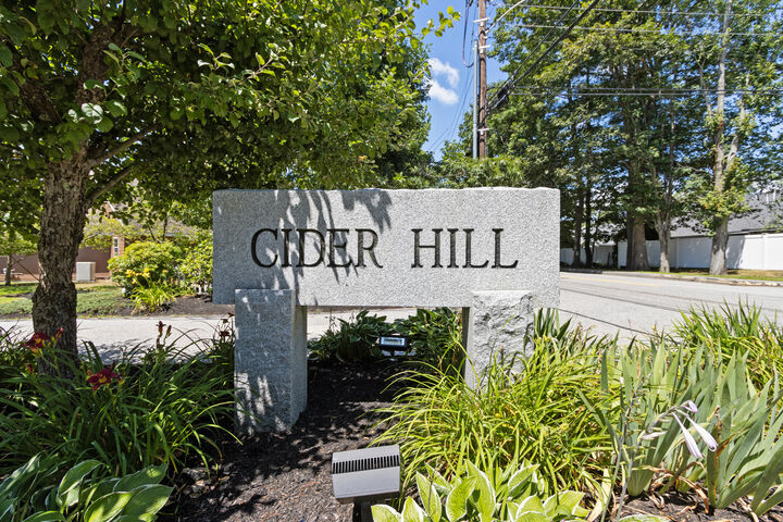 Property Photo:  4 Kavanaugh Road 4  ME 04064 