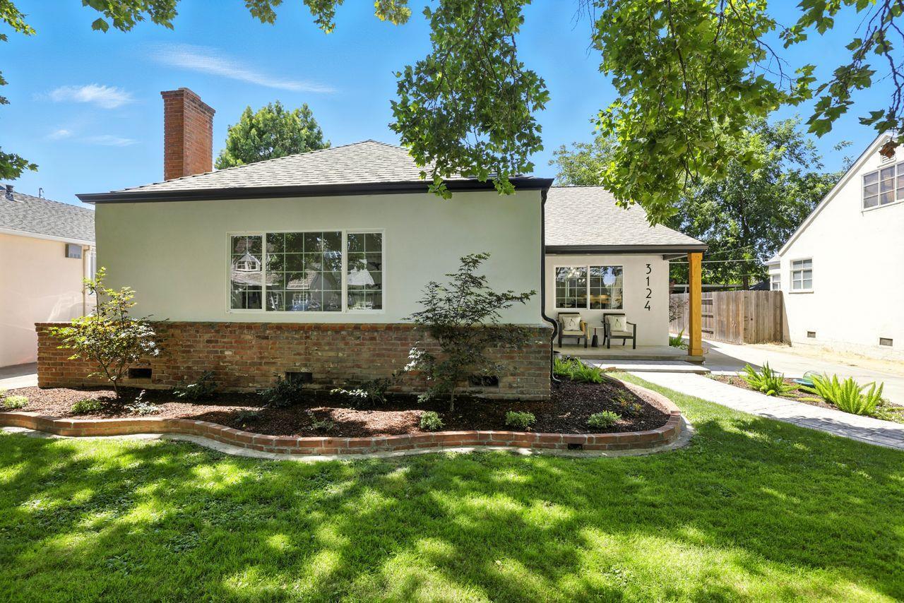 Property Photo: 3124 17th Street CA 95818