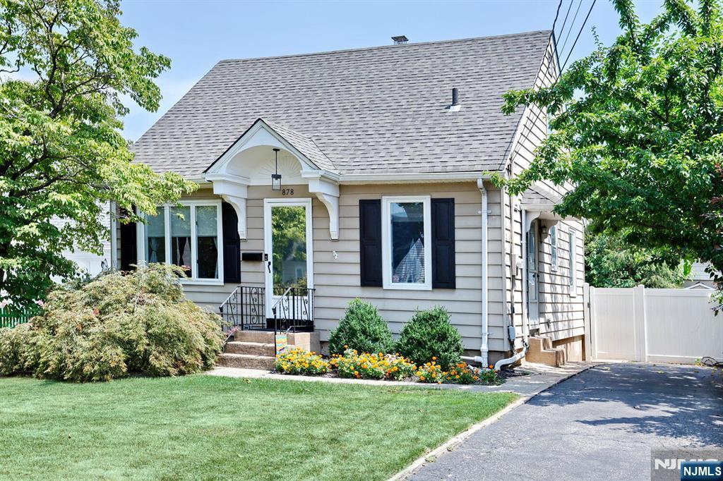 Property Photo: 878 Lincoln Avenue NJ 07607