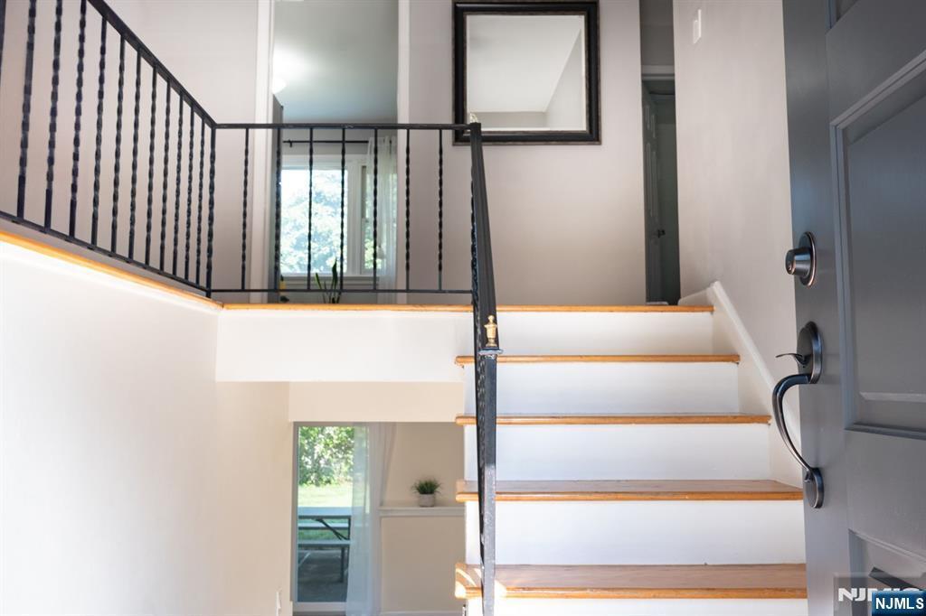 Property Photo: 28 Drury Lane NJ 07627