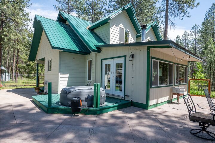 Property Photo: 41255 Pine Tree Lane MT 59860