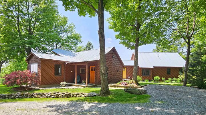 Property Photo: 635 Texas Hill Road VT 05461-9567