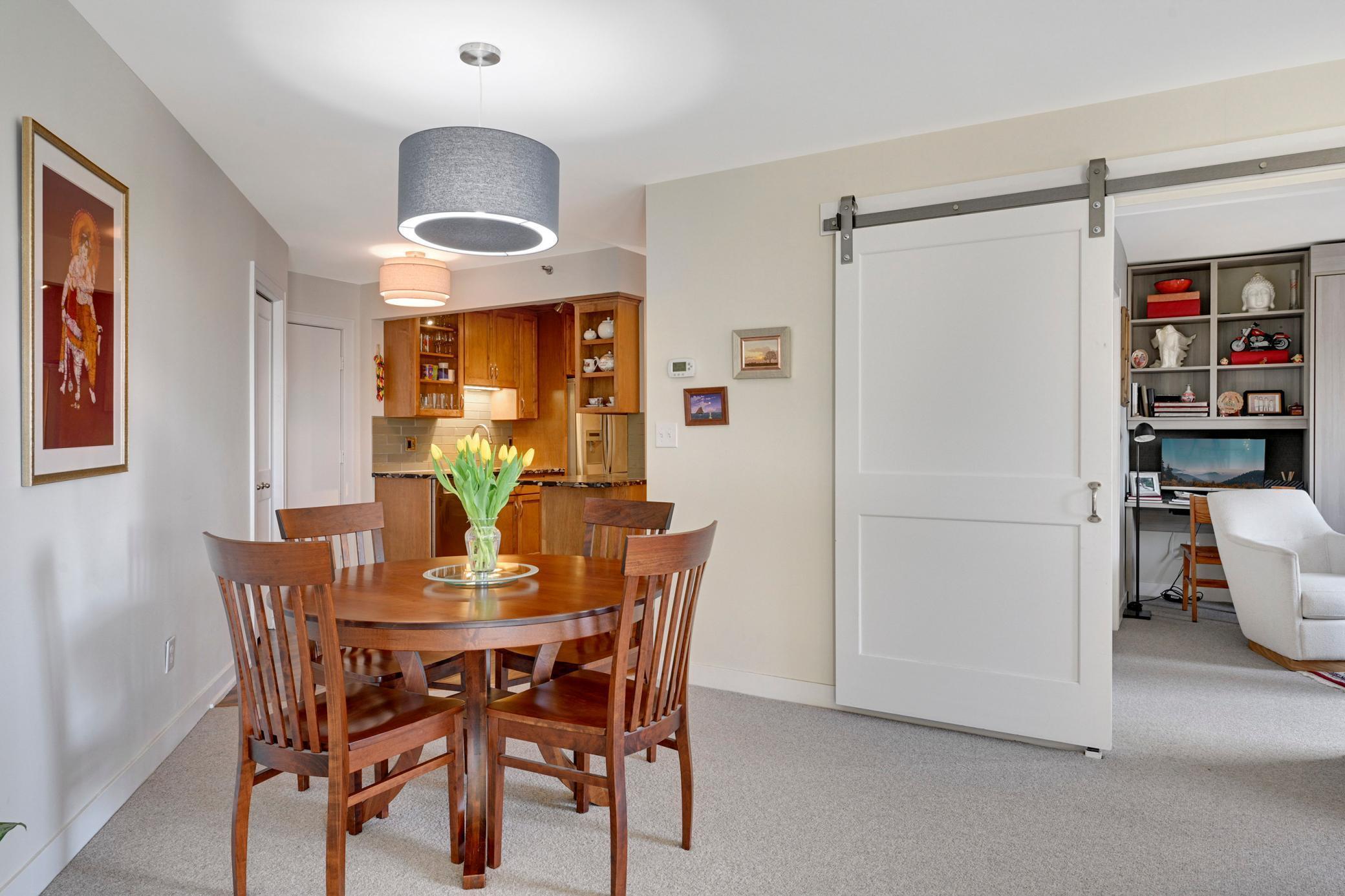 Property Photo: 1225 Lasalle Avenue 902 MN 55403