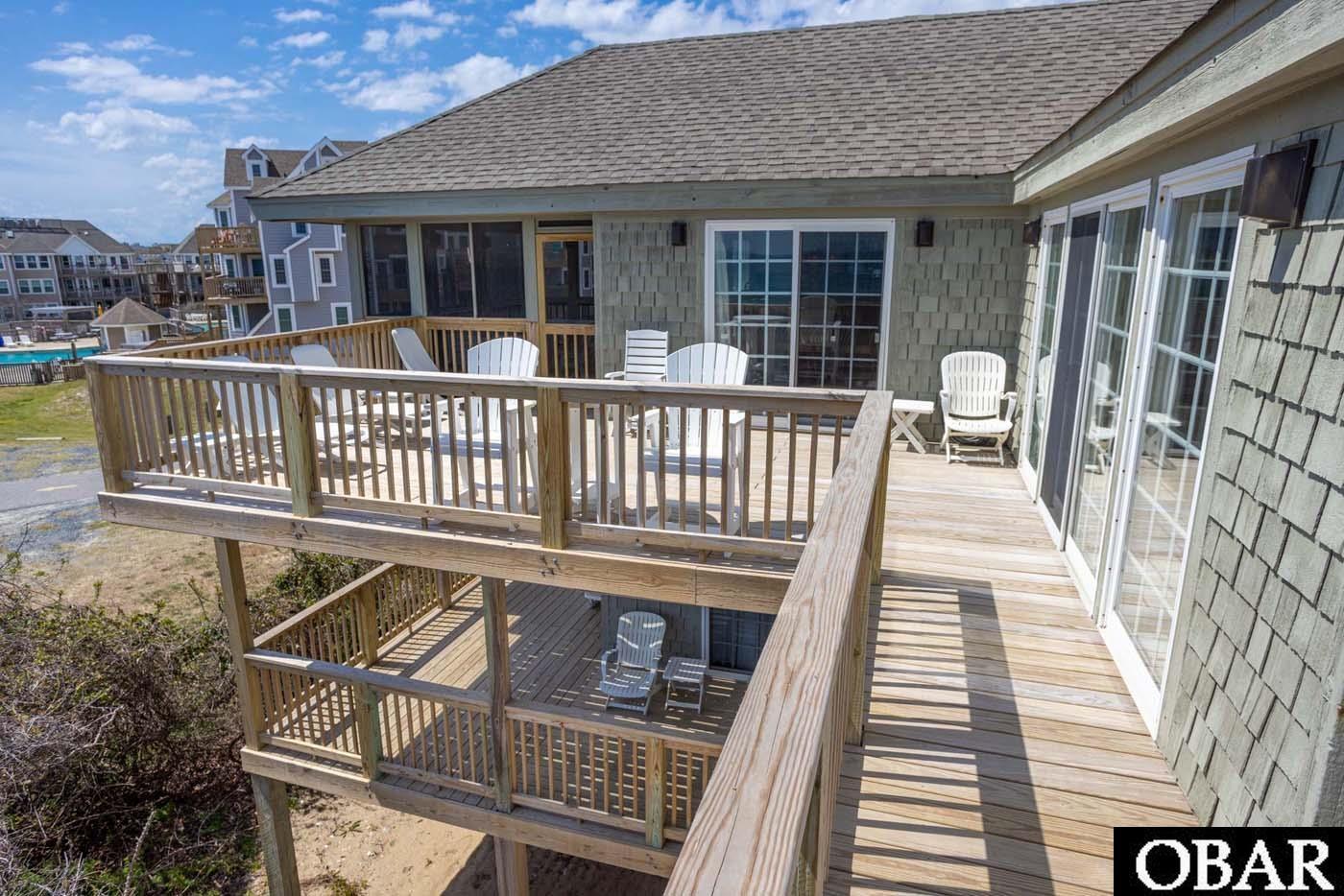 Property Photo:  143 S Spinnaker Court  NC 27949 