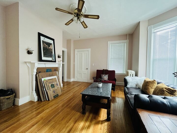 Property Photo:  43 Dartmouth St. 1  MA 02145 