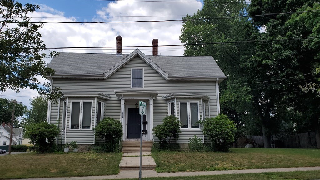 Property Photo: 174 Porter St 2 MA 02072