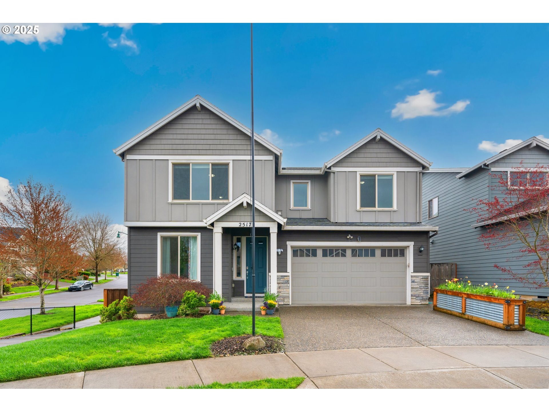 Property Photo:  2517 Sweetwood Ct  OR 97116 