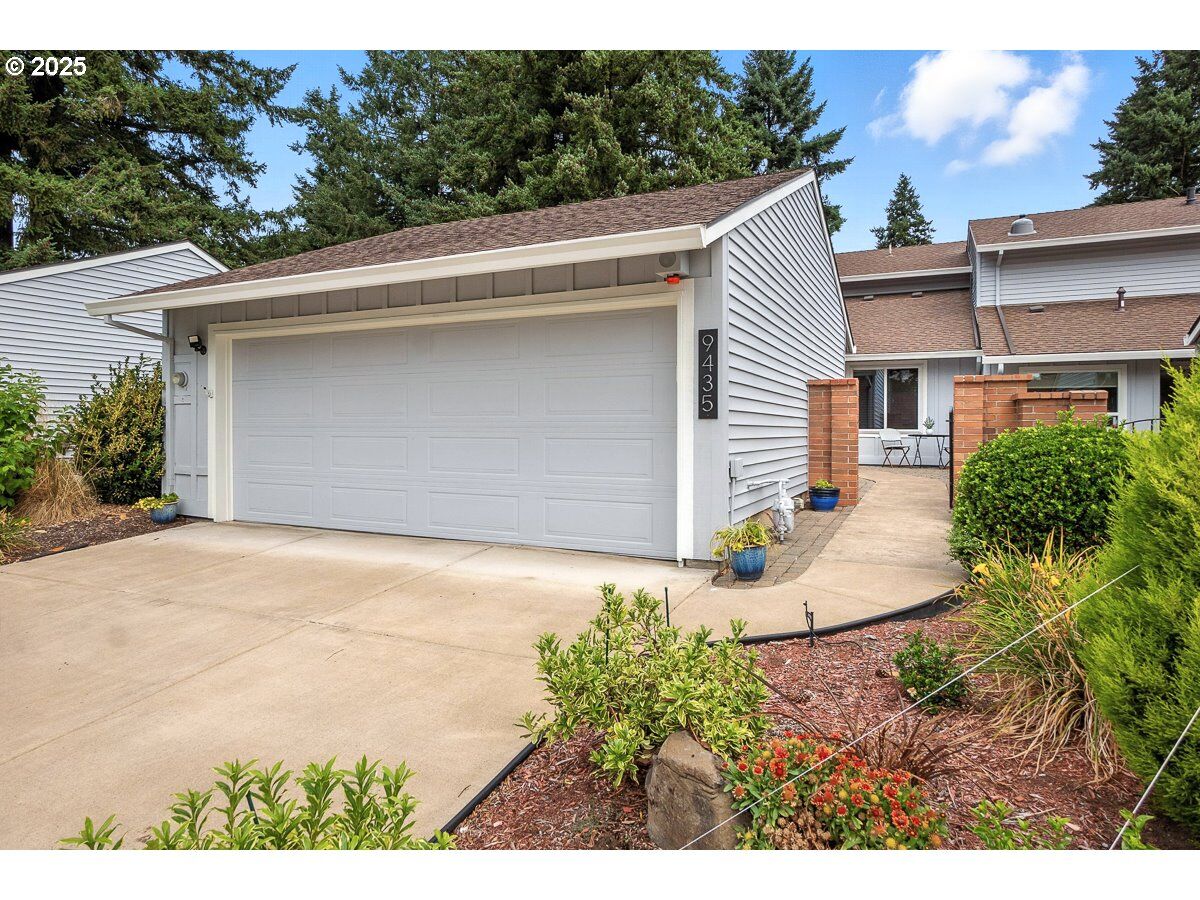 Property Photo: 9435 SW Brentwood Pl OR 97224