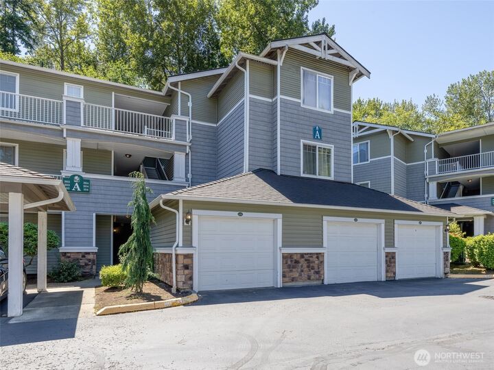 12712  Admiralty Way A104  Everett WA 98204 photo