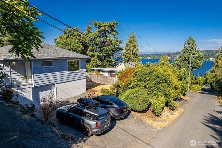 Property Photo:  3810 NE 155th Street  WA 98155 